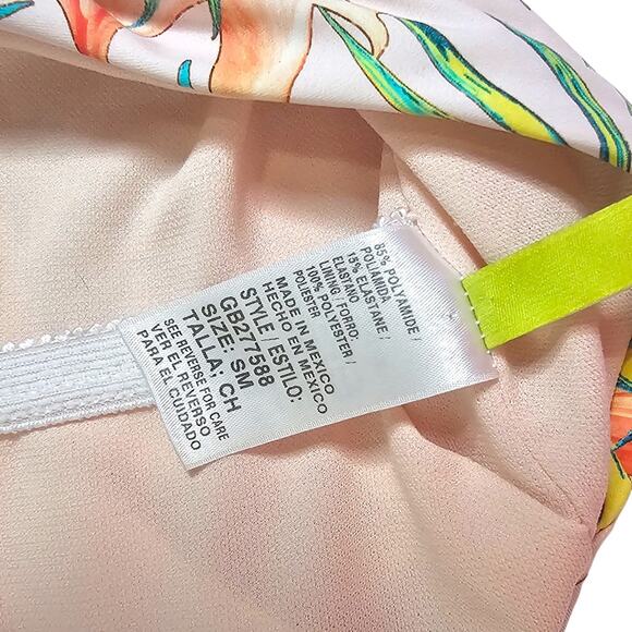 Gianni Bini Tropical One Piece Swimsuit with Plunging V-neckline Size Small - Picture 8 of 8